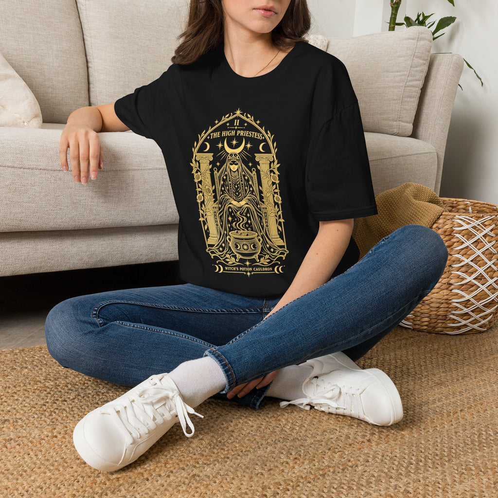 The High Priestess II | Botanical Arch Tarot T-Shirt